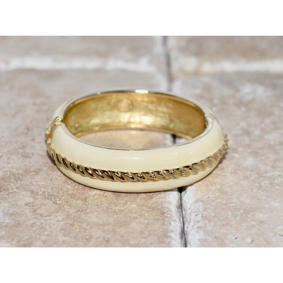 St. John Knit Designer Ivory Enamel 24k Electroplated Gold Bangle Cuff Bracelet - Picture 5 of 9